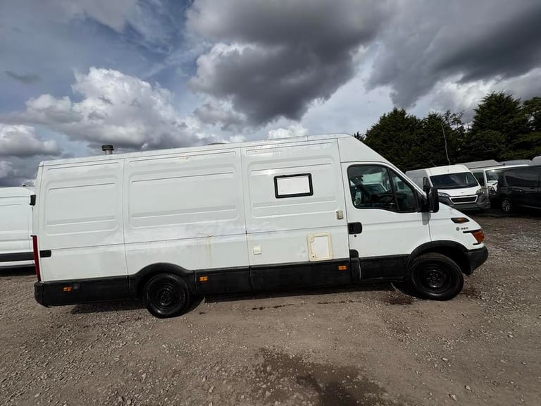 2000 Iveco DAILY 2000 35S11 LWB Daily 2000 35S11 LWB Camper DIESEL Manual