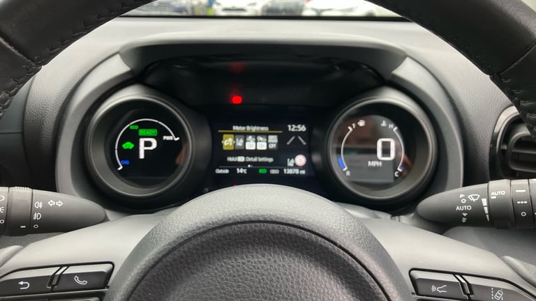 2023 Toyota Yaris 1.5 Hybrid Design 5dr CVT Hybrid Hatchback Hatchback Hybrid Automatic