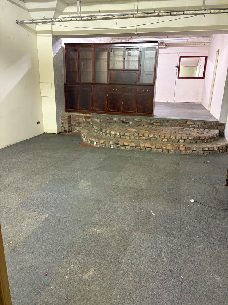 800 square foot unit to rent in reddish