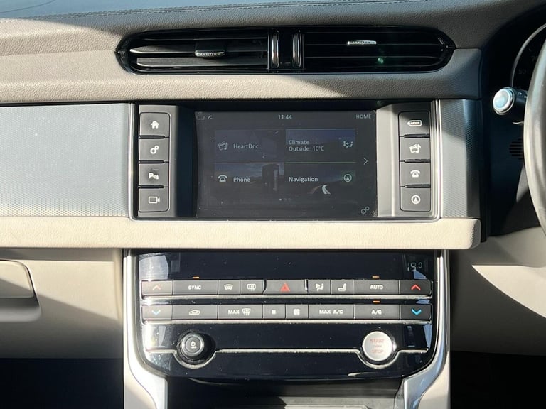 2018 Jaguar XF 2.0d Prestige Sportbrake Auto Euro 6 (s/s) 5dr ESTATE Diesel Automatic