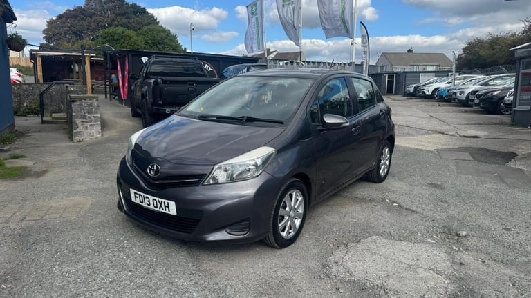 2013 Toyota Yaris VVT-I TR Hatchback Petrol Manual