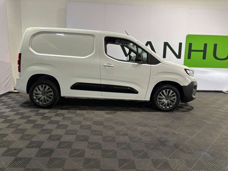 2024 Citroen Berlingo 1.5 Berlingo Driver BlueHDI S/S 5dr Panel Van Diesel Manual