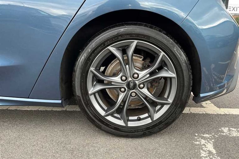 2019 Ford Focus 1.0T EcoBoost ST-Line Hatchback 5dr Petrol Manual Euro 6 (s/s) (125 ps) Hatchback...