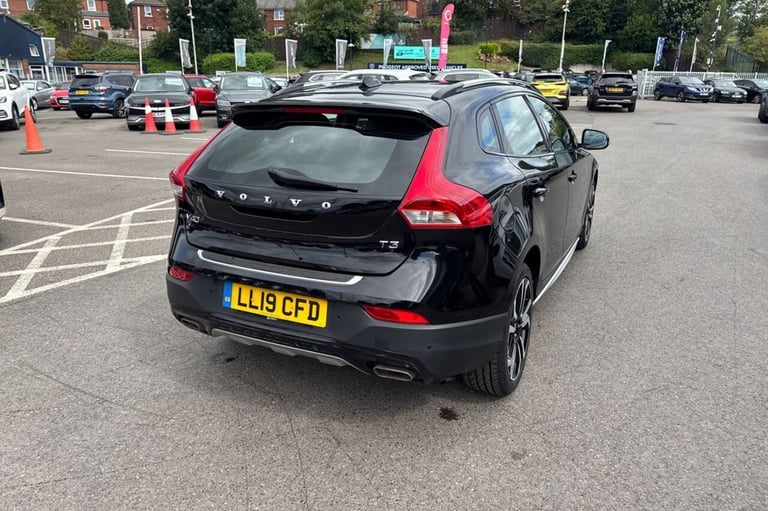 2019 19 VOLVO V40 CROSS COUNTRY 1.5 T3 GPF PRO HATCHBACK 5DR PETROL AUTO EURO 6 