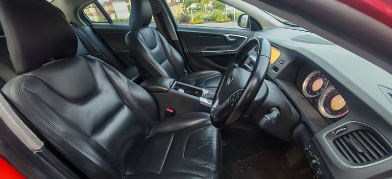 2012 Volvo S60 D5 [215] SE Lux Nav 4dr Geartronic SALOON Diesel Automatic