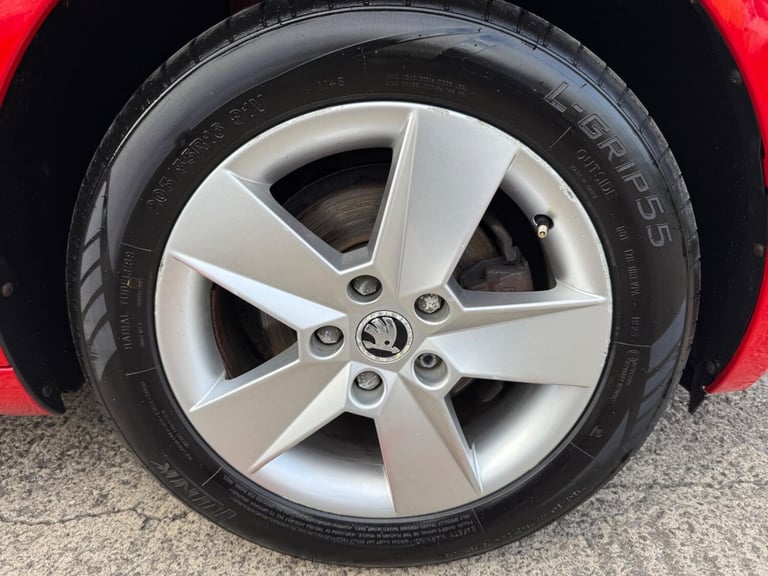 2016 Skoda Octavia 1.6 TDI SE DSG Euro 6 (s/s) 5dr HATCHBACK Diesel Automatic