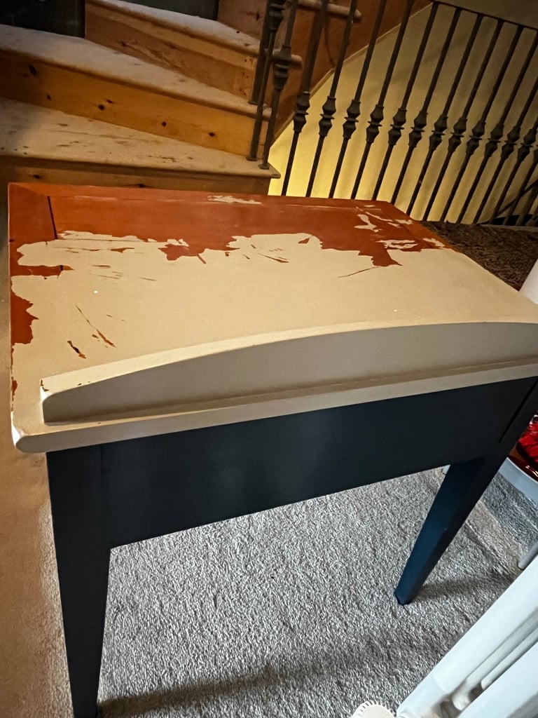 Bedside table - up cycling project 