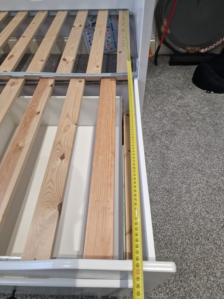 HEMNES IKIA single to double bed with 3 storage drawers & 2 mattresses