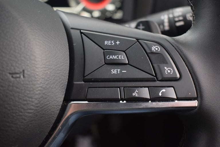 2025 Nissan Juke 1.0 DIG-T N-Connecta SUV 5dr Petrol DCT Auto Euro 6 (s/s) (114 ps) HATCHBACK Pet...