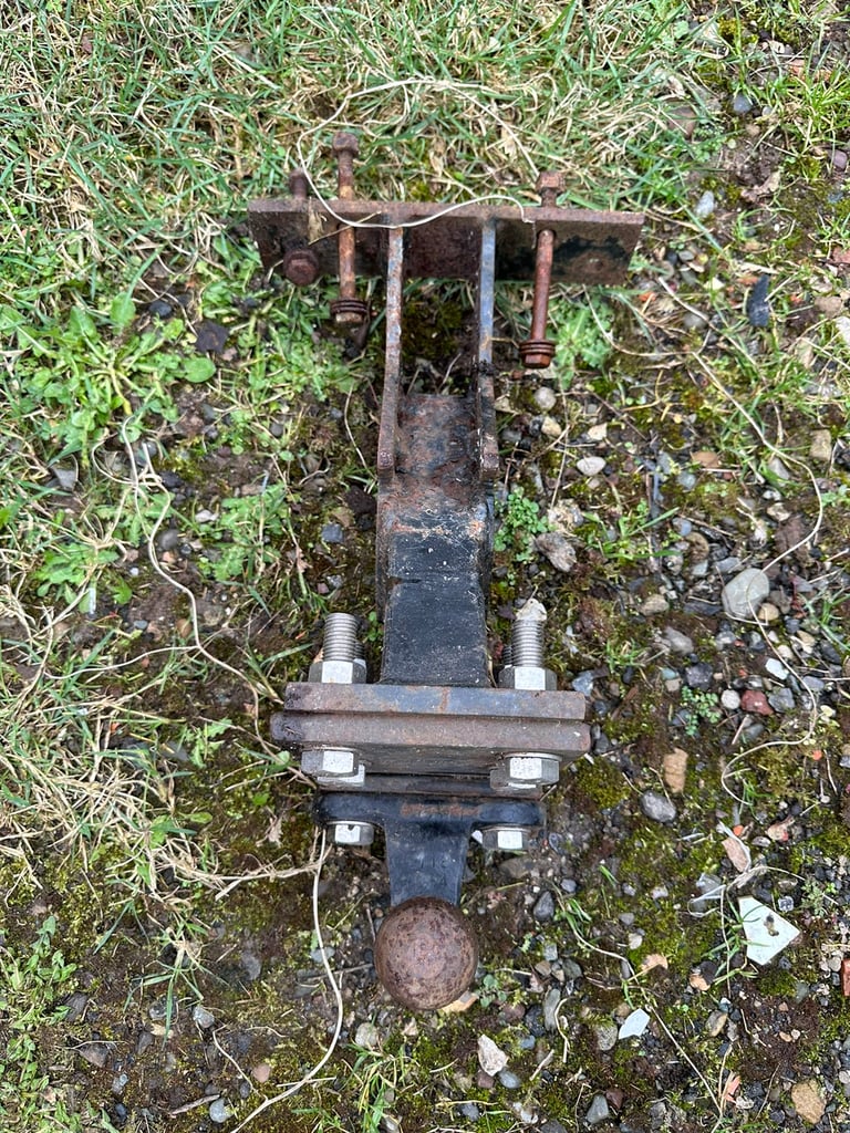 image for Range Rover P38 tow bar