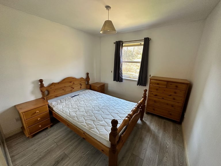 2 bedroom, fully furnished flat, secure parking in Ferryhill