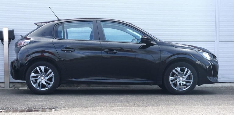 2022 Peugeot 208 1.2 PureTech Active Premium Euro 6 (s/s) 5dr HATCHBACK Petrol Manual
