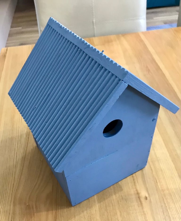 image for BIRD HOUSE AS NEW CONDITION