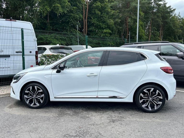 2022 Renault Clio 1.6 E-TECH full hybrid 145 Techno 5dr Auto Hatchback HYBRID ELECTRIC Automatic