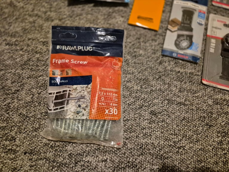 Dewalt, makita, 18v, bosch, tools jigsaw, multi tool , impact driver, sds, building 