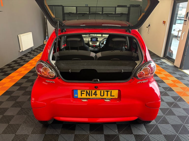2014 Toyota AYGO 1.0 VVT-i Move with Style 5dr HATCHBACK Petrol Manual