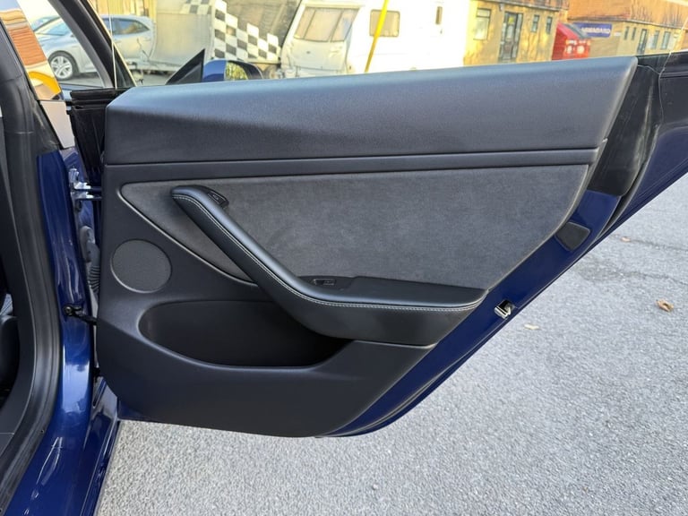 2021 Tesla Model 3 Standard Plus 4dr Auto SALOON ELECTRIC Automatic