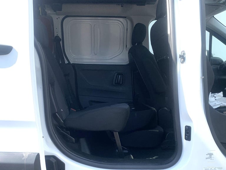 2022 Peugeot Partner 1.5 BlueHDi 850 Professional Premium Long Crew Van LWB Euro 6 6dr PANEL VAN ...