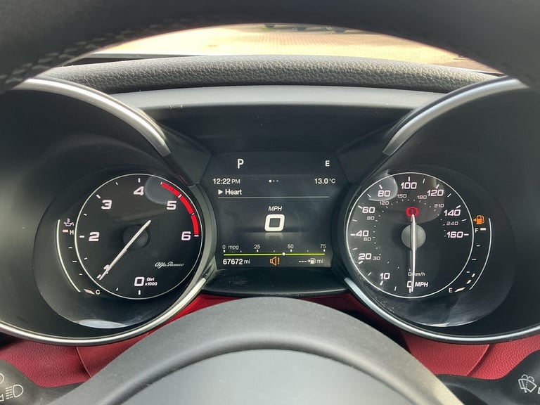 2018 Alfa Romeo Giulia 2.2 TD Super Auto Euro 6 (s/s) 4dr SALOON Diesel Automatic