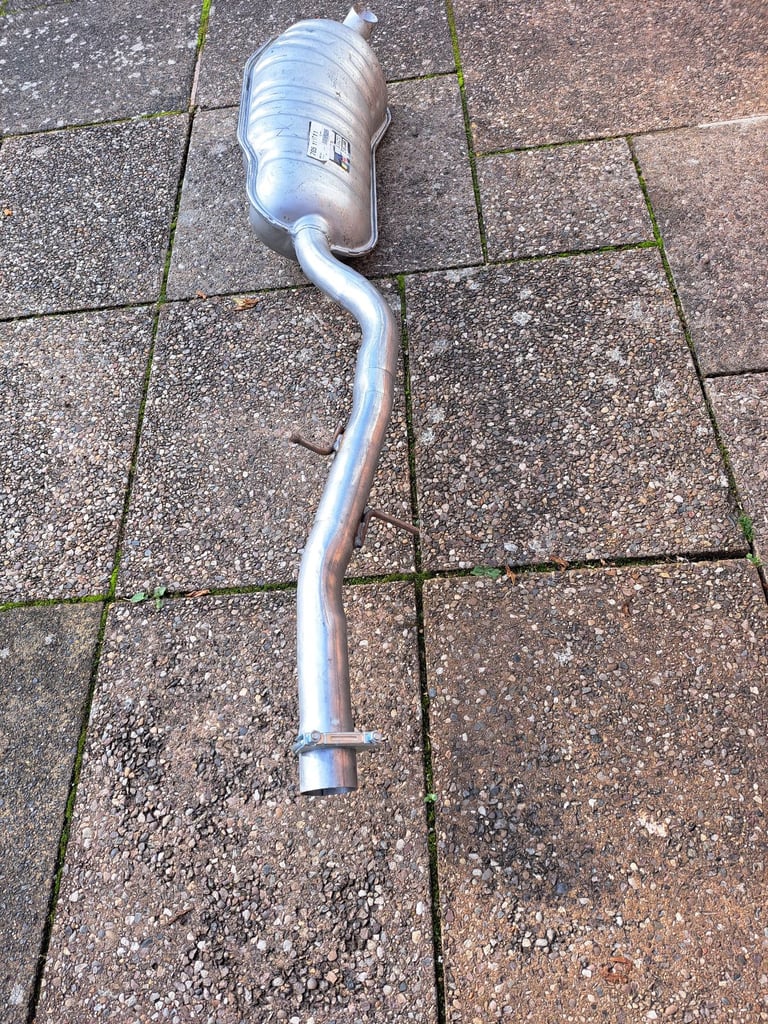 image for BMW 320D REAR EXHAUST BOX 