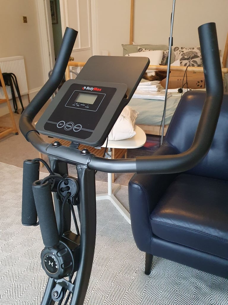 Fitness Bodymax Fxb30 Magnetic Resistance Folding Stationary Bike