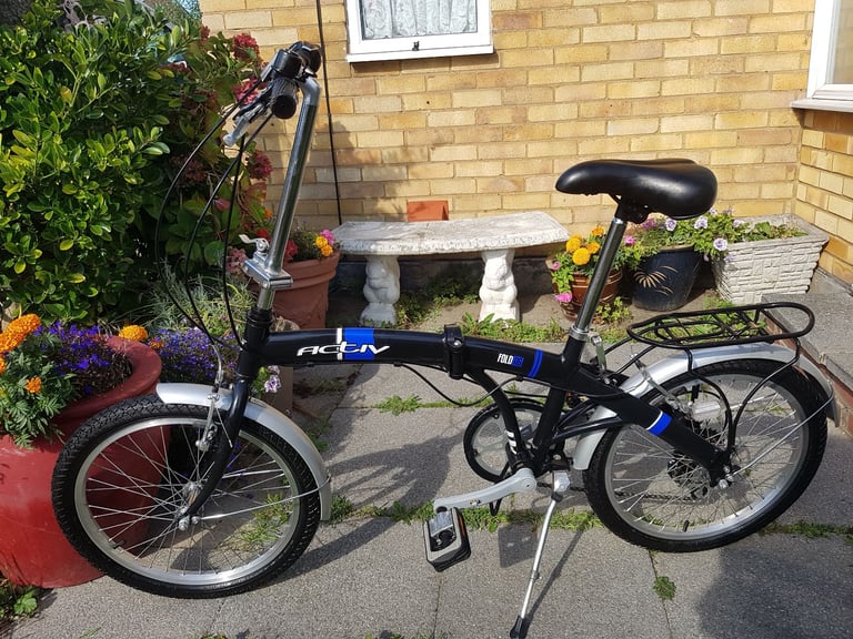ADULT 20" WHEEL FOLDING BIKE ALUM FRAME IN GOOD WORKING CONDITION