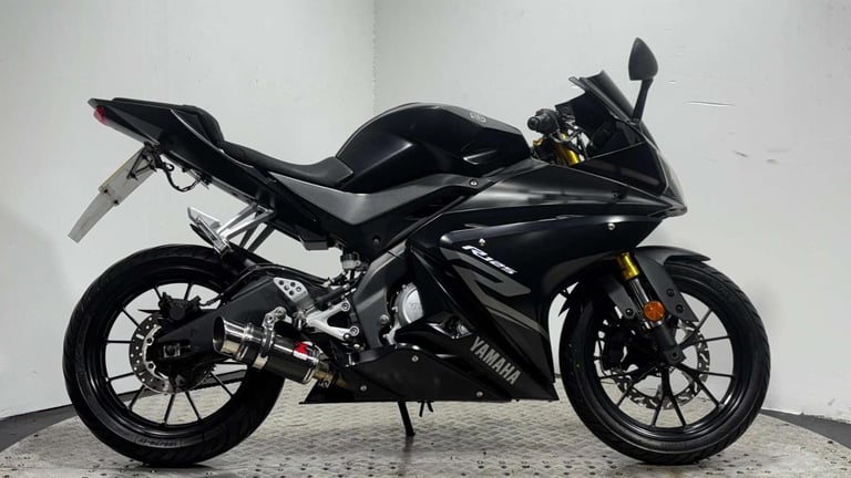 Yamaha R125 125 ABS Super Sports Petrol CVT Euro 4 (15 ps)