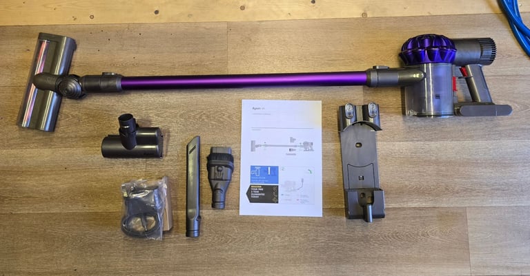 Dyson V6 Animal, New Battery, New Charger, Fully Cleaned/Serviced, Great Condition 