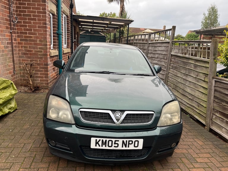 Vauxhall, VECTRA, Hatchback, 2005, Manual, 1910 (cc), 5 doors