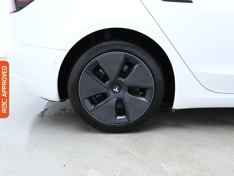 2021 Tesla Model 3 (Dual Motor) Long Range Saloon 4dr Electric Auto 4WDE (346 ps) Saloon Automatic