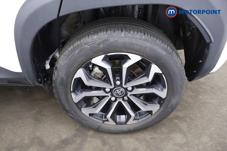 2023 Toyota Yaris Cross 1.5 Hybrid Design 5dr CVT Estate Hybrid Automatic