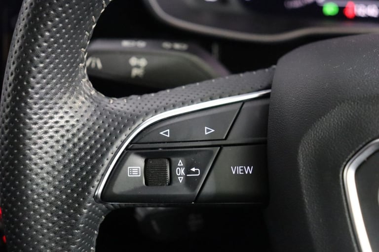 2020 Audi Q3 1.5 TFSI CoD 35 Edition 1 5dr (APPLE CAR PLAY) Petrol Manual