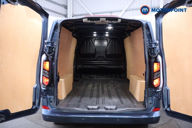 2024 Ford Transit Custom 2.0 EcoBlue 136ps H1 Van Limited PANEL VAN DIESEL Manual