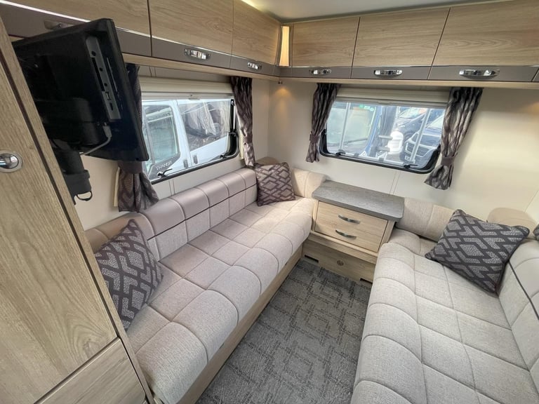 Elddis Accordo 120