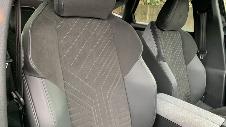 2024 Peugeot 3008 73kWh GT SUV 5dr Electric Auto (210 ps) SUV Electric Automatic