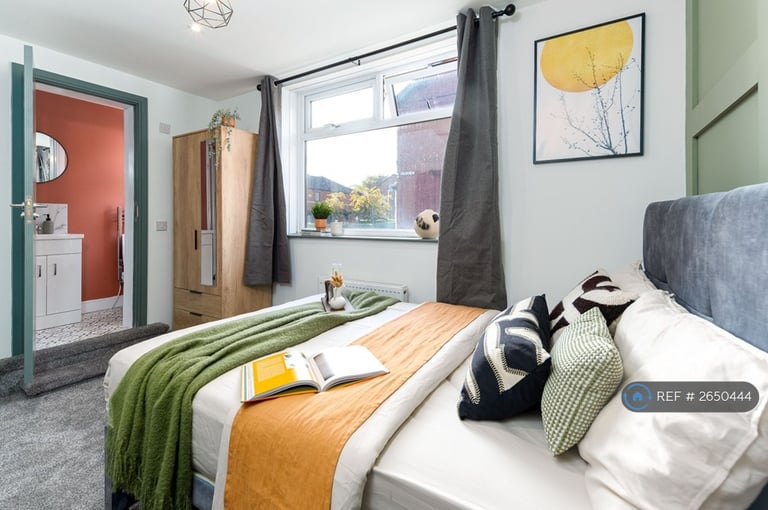 1 bedroom in Station Road, Reddish, Stockport, SK5 (#2650444)