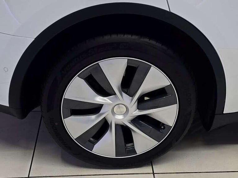 2022 Tesla Model Y (Dual Motor) Long Range SUV 5dr Electric Auto 4WDE (384 bhp) MPV Electric Auto...