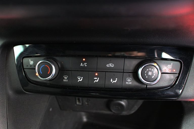 2020 20 VAUXHALL CORSA 1.2 SE PREMIUM HATCHBACK 5DR PETROL MANUAL EURO 6 (75 PS)