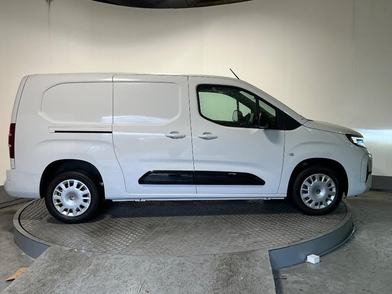2025 Vauxhall Combo 1.5 Turbo D 2300 Pro Xl Panel Van 6dr Diesel Manual Lwb Euro 6 (s/s) (100 P P...