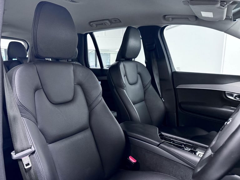 2023 Volvo XC90 Core Bright T8 (455 hp) ESTATE Petrol/Electric Hybrid Automatic