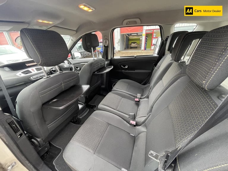 2010 Renault Scenic 1.5 dCi Dynamique TomTom MPV 5dr Diesel Manual Euro 4 (106 ps) MPV Diesel Manual