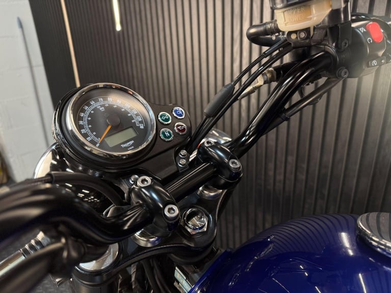 2015 Triumph Bonneville Newchurch 865