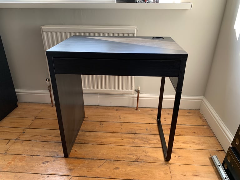 image for Small writing desk. Office/ kids bedroom 