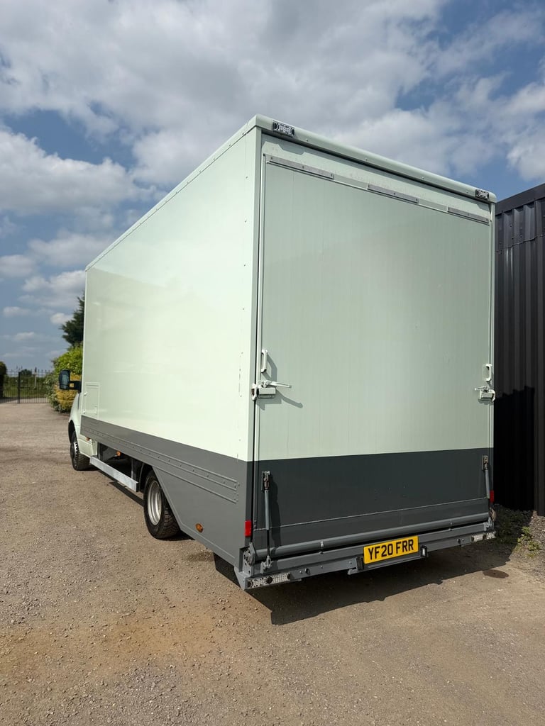 Mercedes Sprinter 2.1 516 Covered vehicle transporter racecar RWD L2 Euro 6