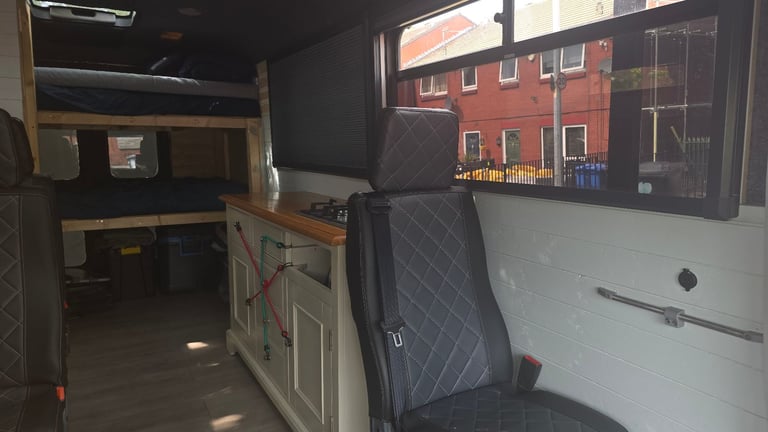 Motorhome 8 seater 6/8 birth SWAPS