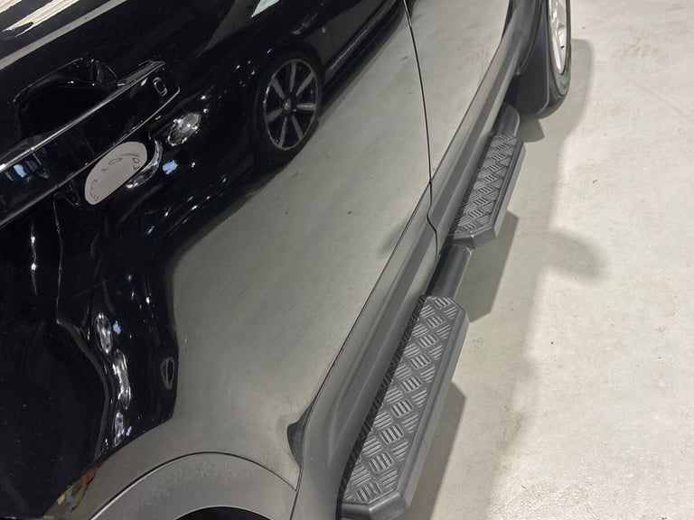 2023 Land Rover Defender 3.0 D250 MHEV SE Hard Top SUV 5dr Diesel Auto 4WD MWB Euro 6 (s/s) (250 ...