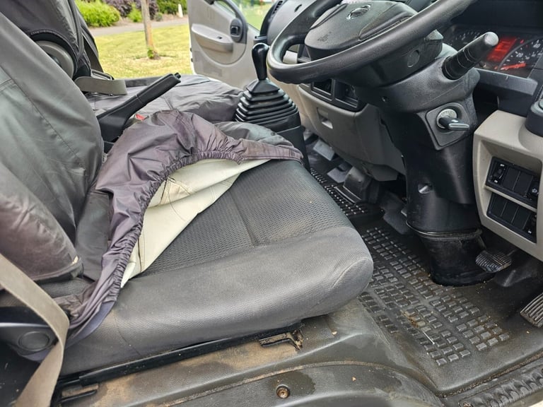 NISSAN NT400 CABSTAR 2.5 DCI 34.12 11 FT BED MOT 05/2026 NO VAT CLEAN TRUCK  