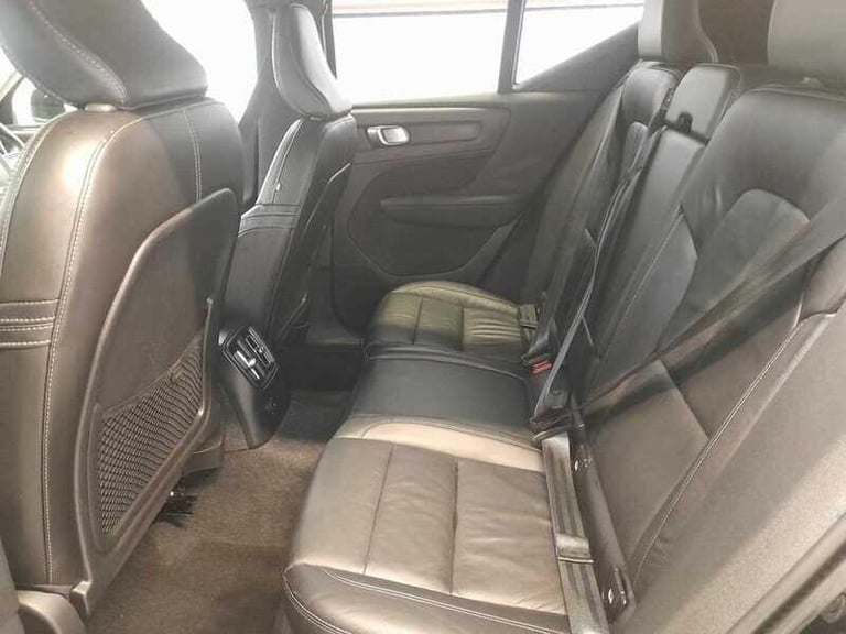 2022 Volvo XC40 1.5h T5 Twin Engine Recharge 10.7kWh Inscription Pro SUV 5dr ESTATE Petrol/Electr...