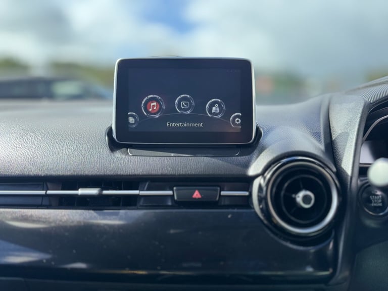 2015 Mazda Mazda2 1.5 SE-L 5dr HATCHBACK Petrol Manual