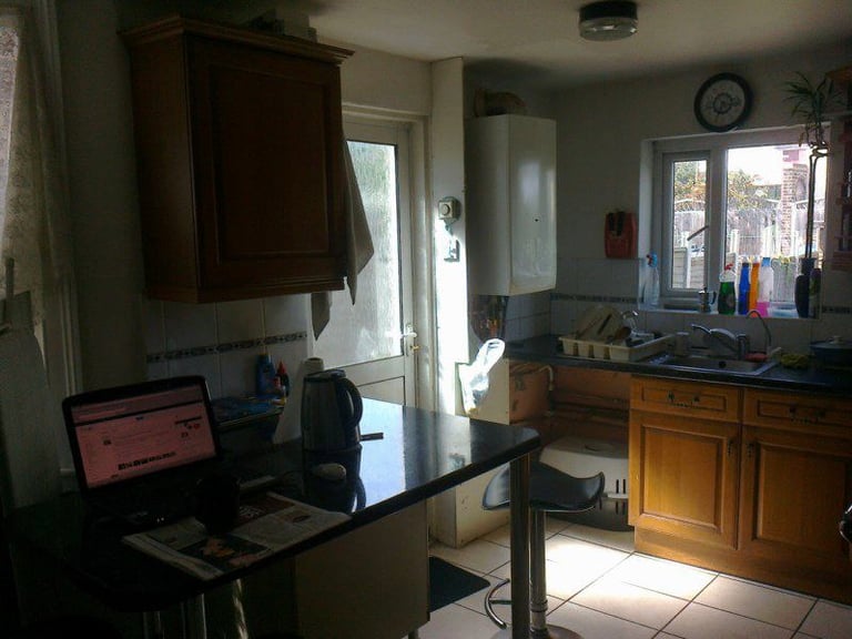 1 bedroom to rent in North Greenwich next to IKEA. Microwave Cooking Only !